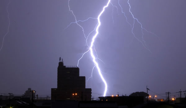 夫の浮気を暴露!逆恨みする不倫相手からの嫌がらせ?