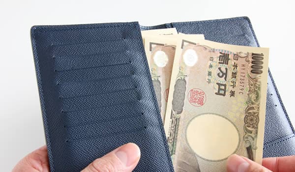 妻の浮気で離婚したいメリット、デメリットとリスク、慰謝料は？